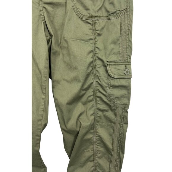 Style Co Womens Olive Green Capri Cargo Pants Size 12 Comfort Waist Mid Rise New - Picture 3 of 10